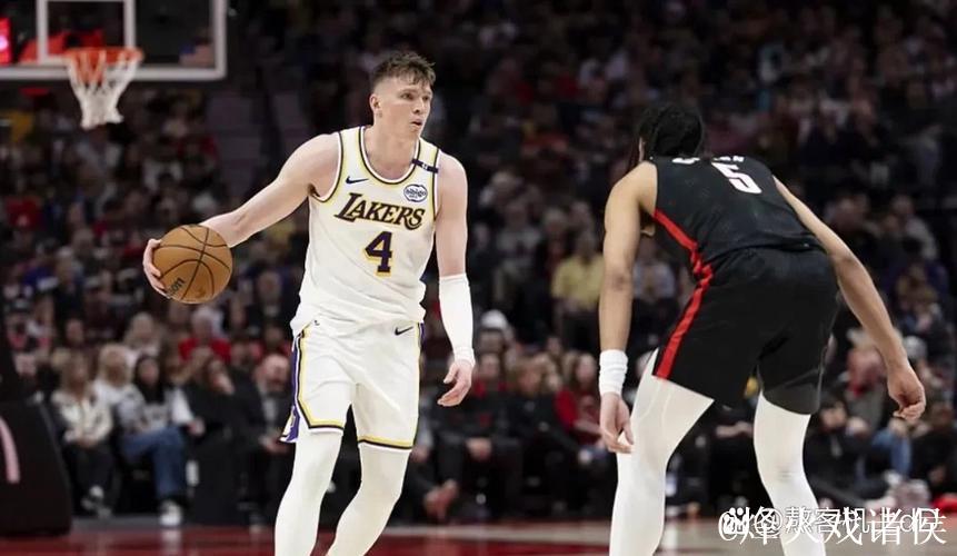 为何湖人看起来战绩不错,一打强队就没力量? 为何湖人看起来战绩不错,一打强队就没力量?