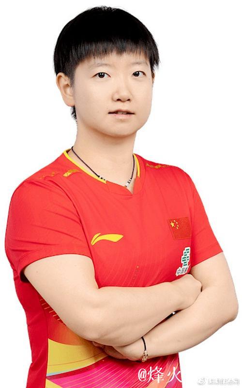 国乒全新公式照曝光:孙颖莎英姿飒爽甜美又可爱,梁靖崑变瘦明显 国乒全新公式照曝光:孙颖莎英姿飒爽甜美又可爱,梁靖崑变瘦明显